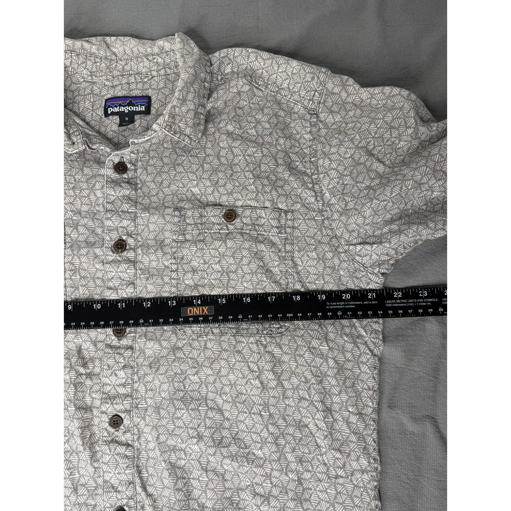 Patagonia Men's Medium Gray Short Sleeve Geometric Button Up Shirt Hemp Cotton - Picture 9 of 10